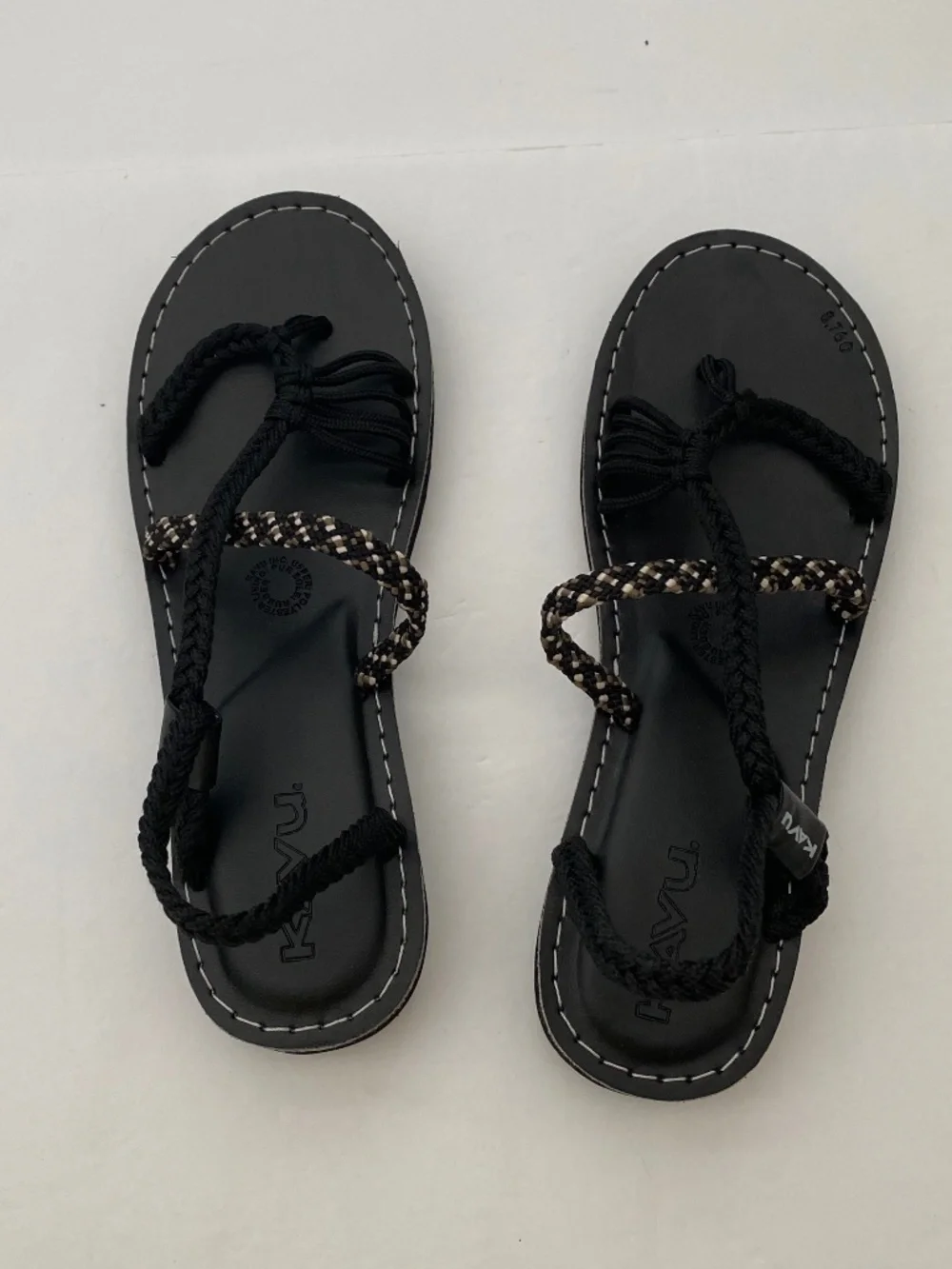 KAVU Sandals Size: 7 NEW